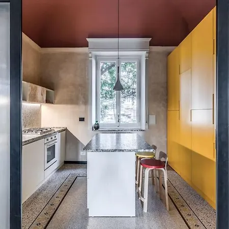 Ad & Dezeen Published *