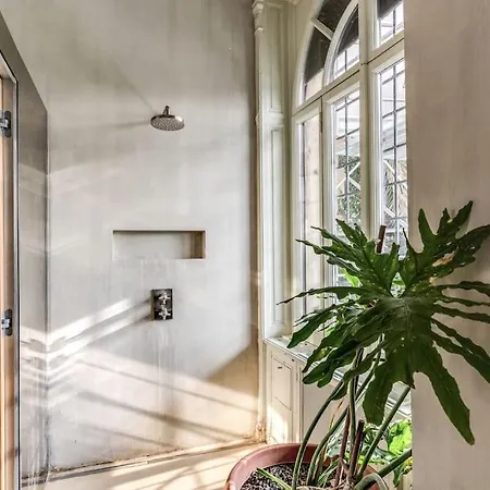 Appartement Ad & Dezeen Published *